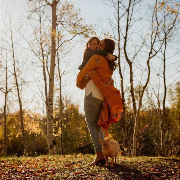 Meet your Posher, Melanie - Picture 1 of 1